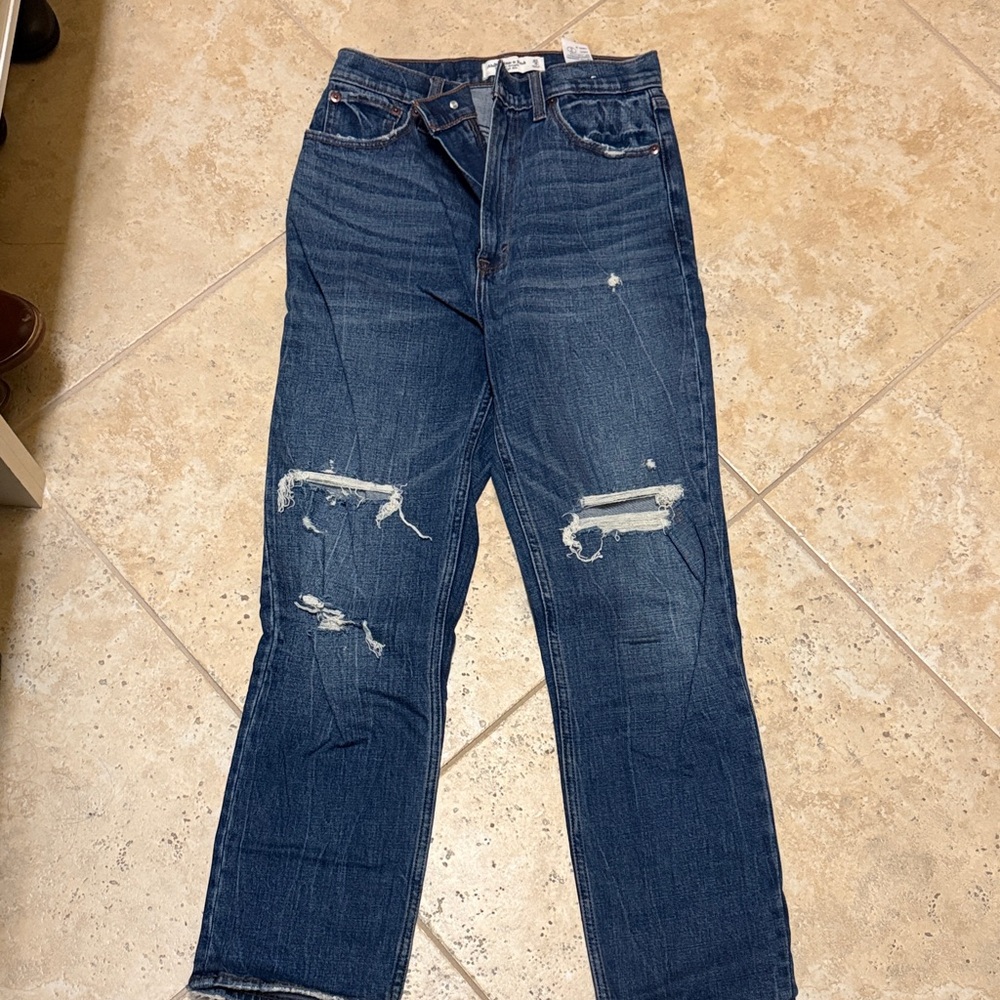 Abercrombie & Fitch Men's Dark Blue Straight Jeans